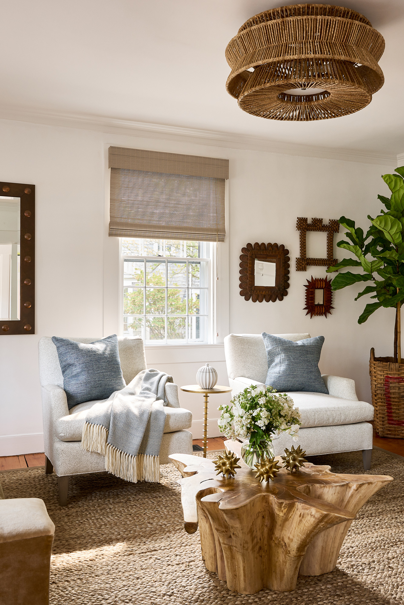 Timeless Nantucket Looms Style